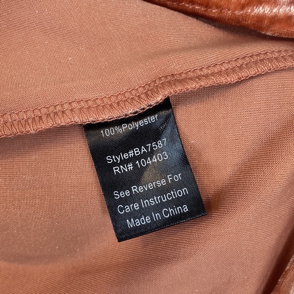 Blu Pepper Velvet off shoulder embroidered dress | Sz S - Picture 7 of 8